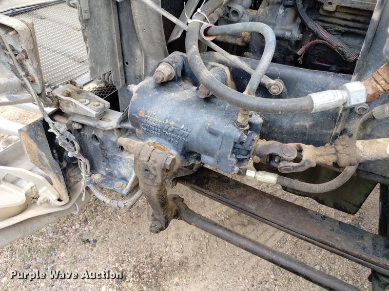 image for item DN6493 1999 Kenworth T800  semi truck