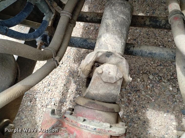 image for item DN6493 1999 Kenworth T800  semi truck