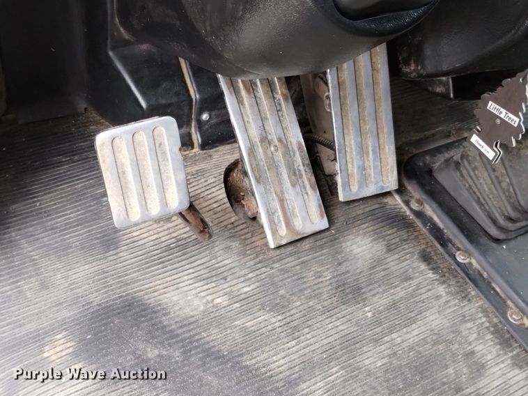 image for item DN6494 2003 Peterbilt 379  semi truck