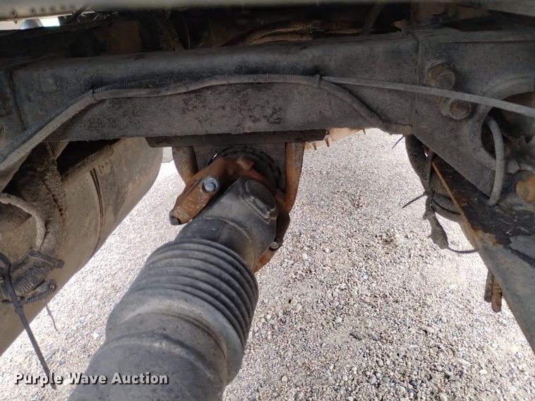 image for item DN6494 2003 Peterbilt 379  semi truck