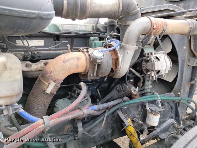 image for item DN6494 2003 Peterbilt 379  semi truck