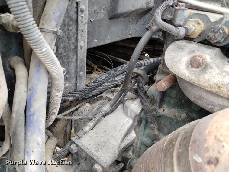 image for item DN6494 2003 Peterbilt 379  semi truck