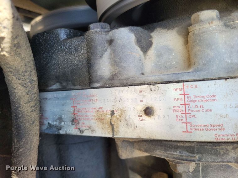 image for item DO3666 1999 Kenworth T800  semi truck