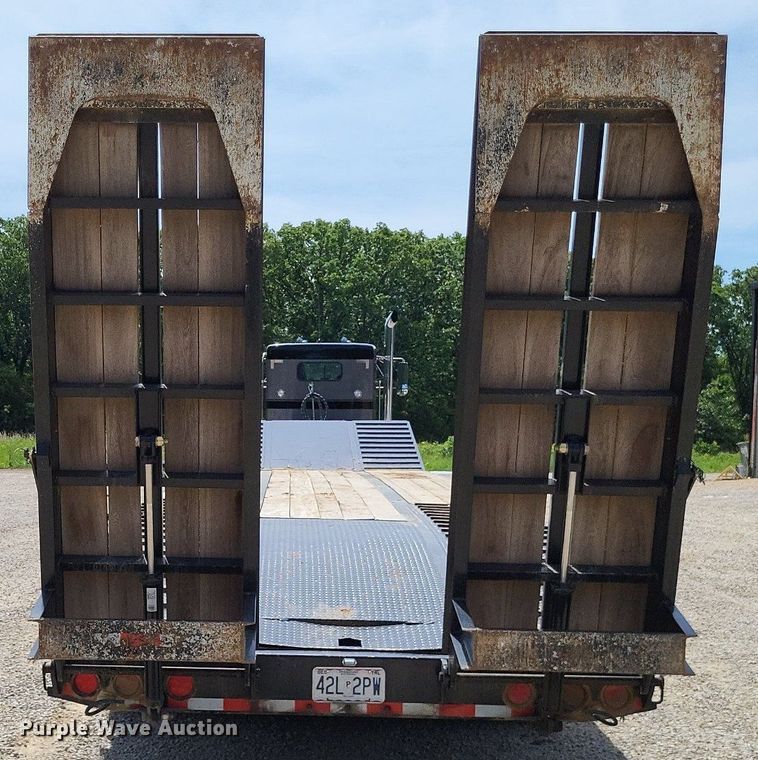 image for item DO3667 2022 Rampant Trailers Fixed Neck  drop deck equipment trailer