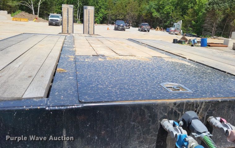 image for item DO3667 2022 Rampant Trailers Fixed Neck  drop deck equipment trailer
