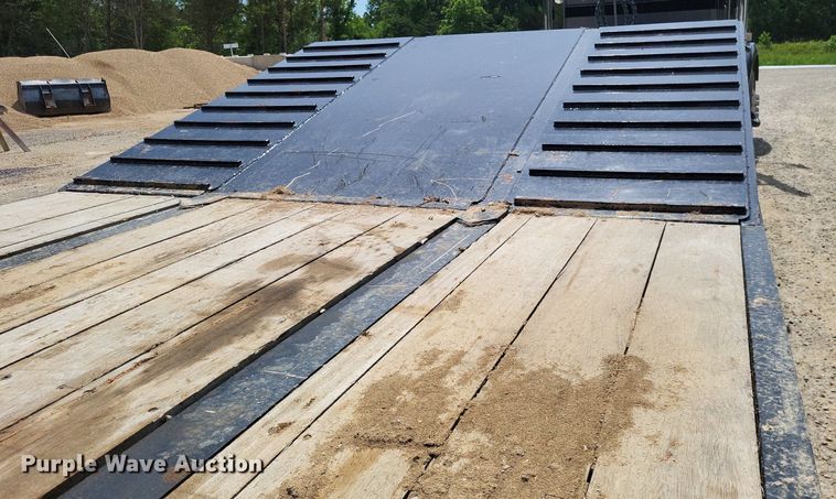 image for item DO3667 2022 Rampant Trailers Fixed Neck  drop deck equipment trailer