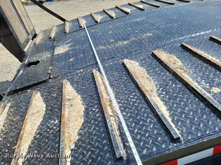 image for item DO3667 2022 Rampant Trailers Fixed Neck  drop deck equipment trailer