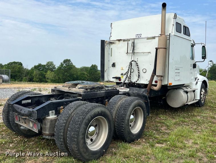 image for item DP0502 2007 International 9200i  semi truck