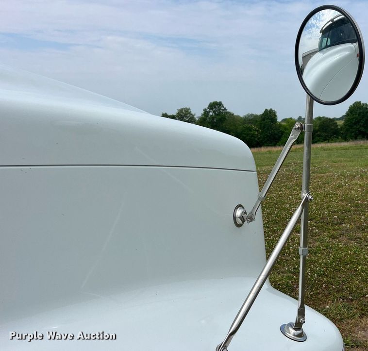 image for item DP0502 2007 International 9200i  semi truck