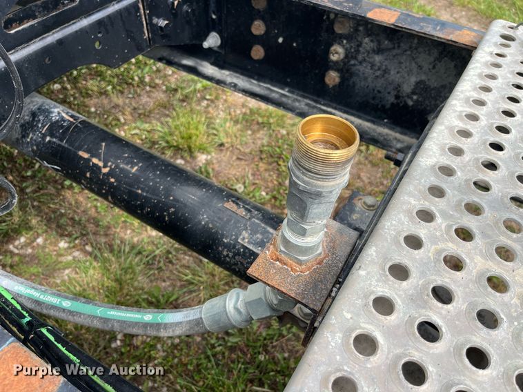 image for item DP0502 2007 International 9200i  semi truck