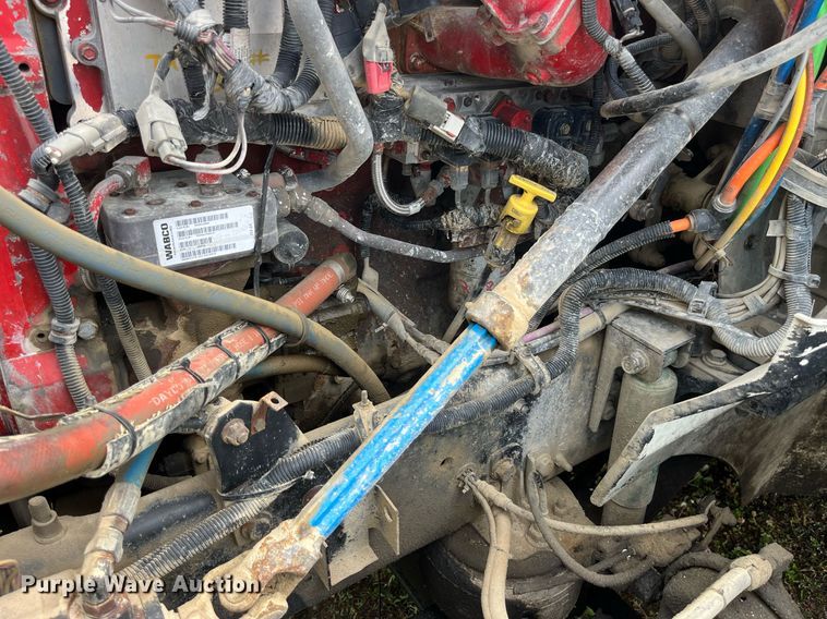 image for item DP0502 2007 International 9200i  semi truck