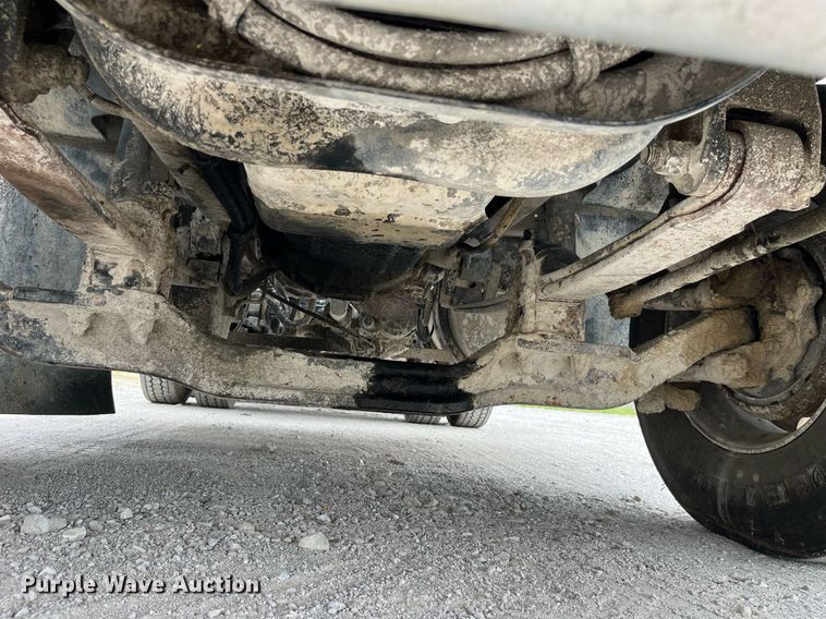 image for item DP0504 2001 Mack CH613  semi truck