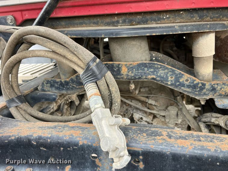 image for item DP0505 2001 Mack CH613  semi truck