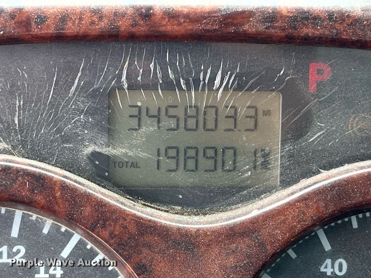 image for item DP0505 2001 Mack CH613  semi truck