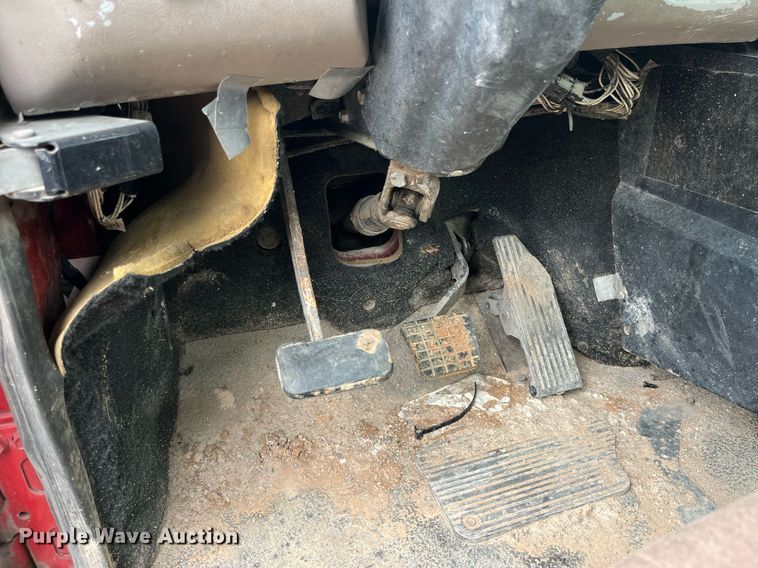 image for item DP0506 2001 Mack CH613  semi truck