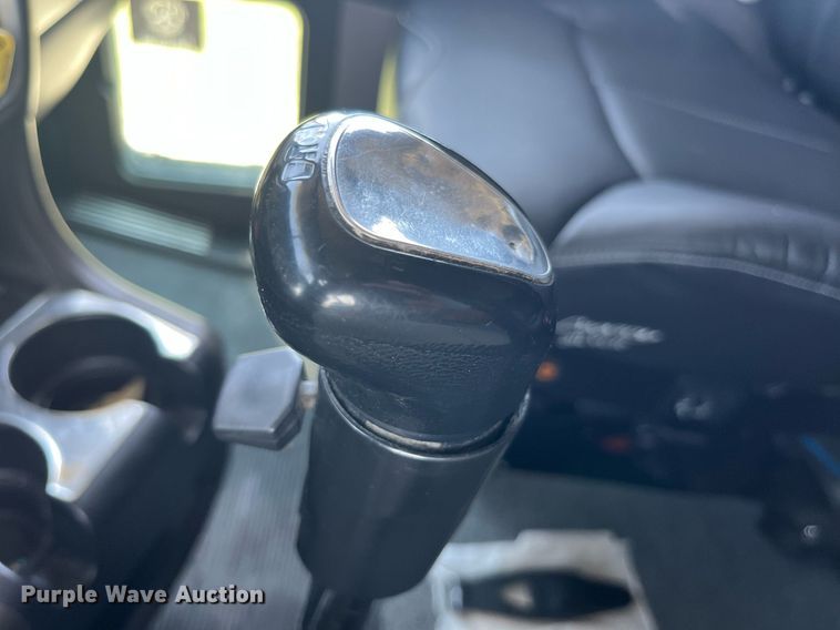 image for item DP0514 2007 Kenworth T600  semi truck