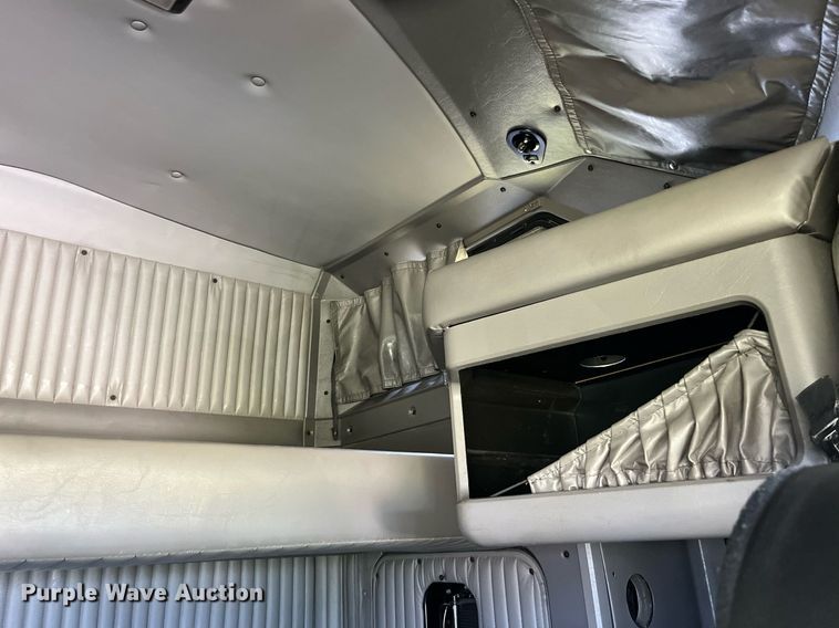 image for item DP0514 2007 Kenworth T600  semi truck