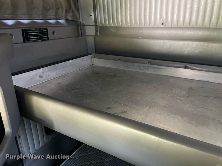 image for item DP0514 2007 Kenworth T600  semi truck