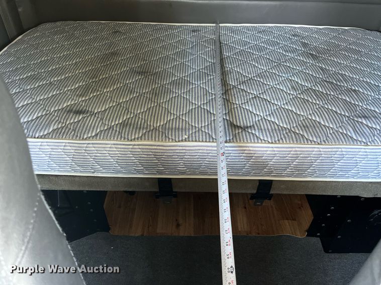 image for item DP0514 2007 Kenworth T600  semi truck