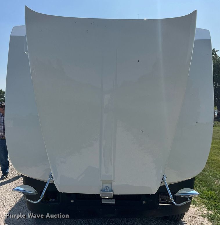 image for item DP0514 2007 Kenworth T600  semi truck