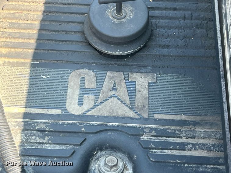 image for item DP0514 2007 Kenworth T600  semi truck