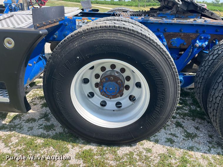 image for item DP0514 2007 Kenworth T600  semi truck