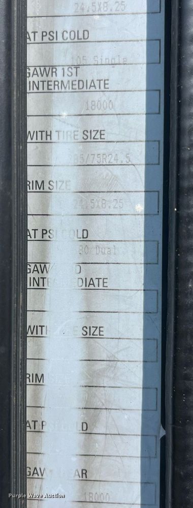 image for item DP0514 2007 Kenworth T600  semi truck