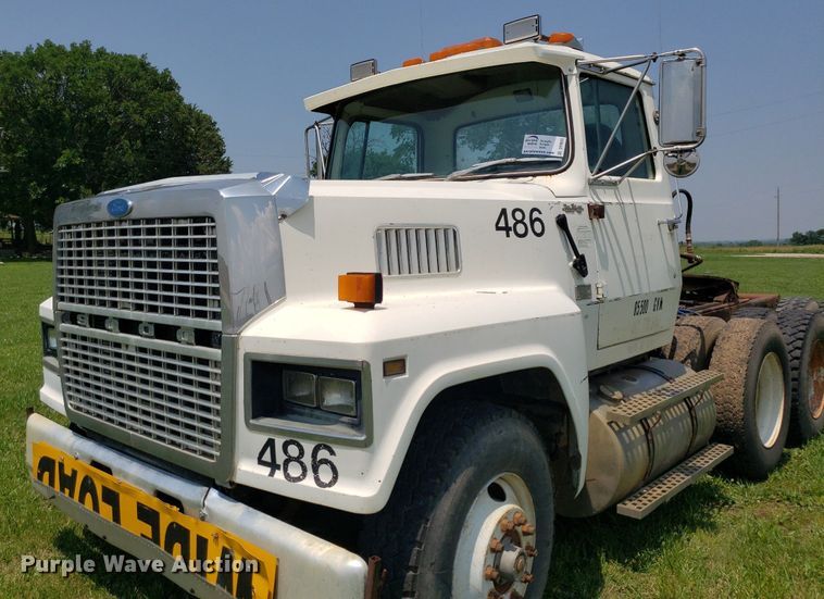 image for item DP8002 1988 Ford LTL9000  semi truck