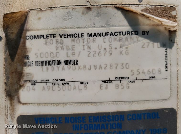 image for item DP8002 1988 Ford LTL9000  semi truck