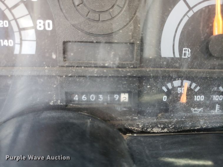 image for item DP8021 1991 GMC C6500  truck cab and chassis