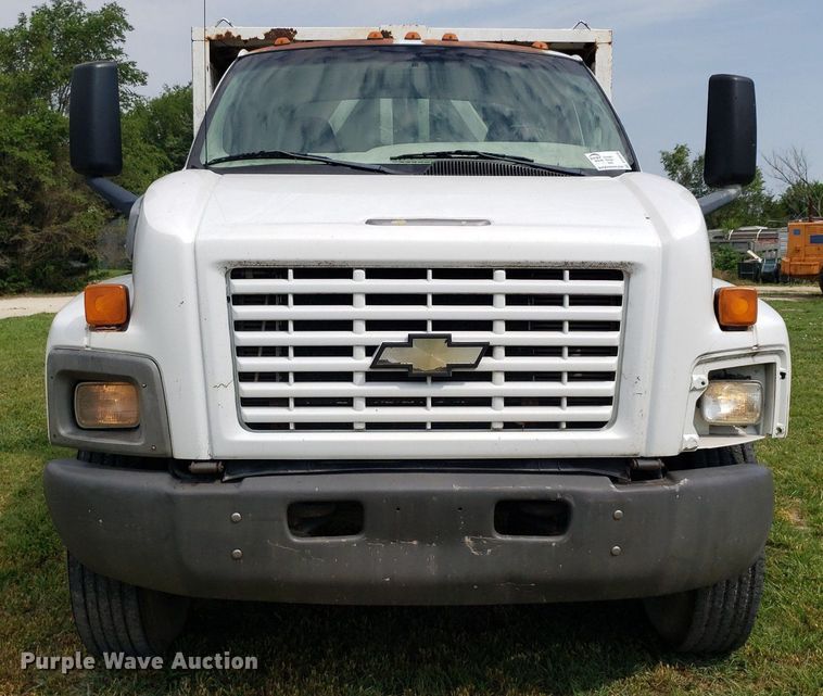 image for item DP8028 2004 Chevrolet C6500  refuse truck