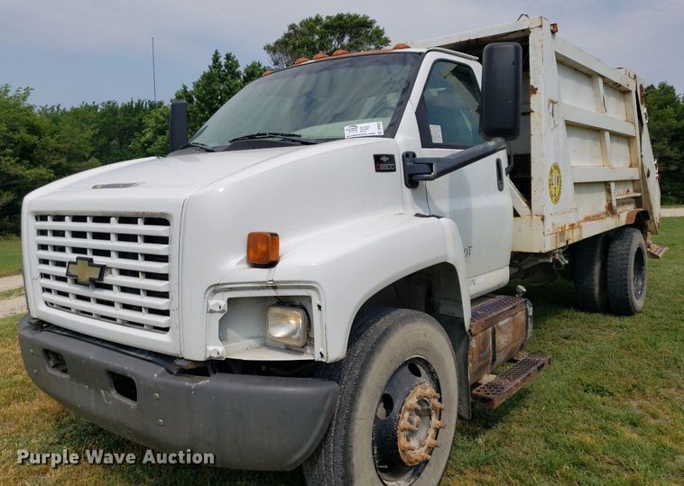 image for item DP8028 2004 Chevrolet C6500  refuse truck