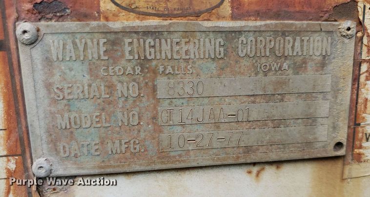 image for item DP8028 2004 Chevrolet C6500  refuse truck