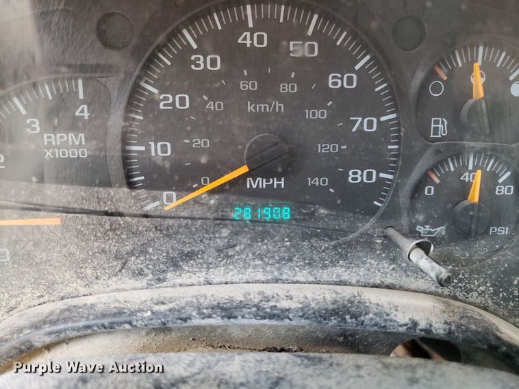 image for item DP8028 2004 Chevrolet C6500  refuse truck