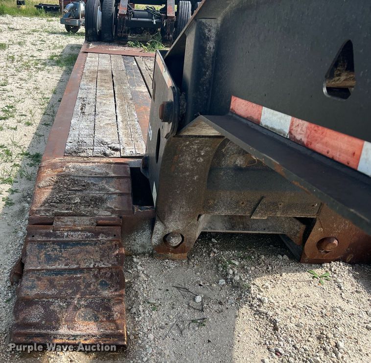image for item DQ2096 2000 Trail King TK110HDG-503  lowboy equipment trailer