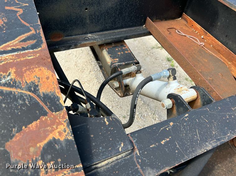 image for item DQ2096 2000 Trail King TK110HDG-503  lowboy equipment trailer