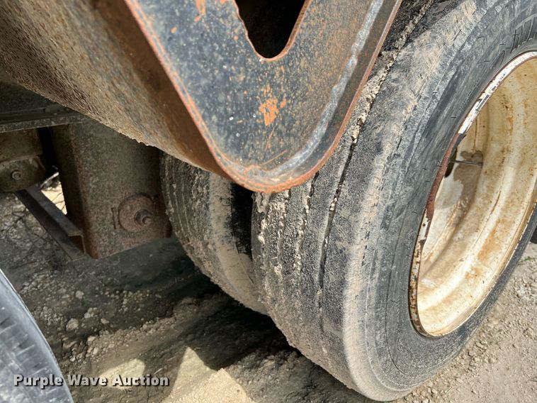 image for item DQ2096 2000 Trail King TK110HDG-503  lowboy equipment trailer