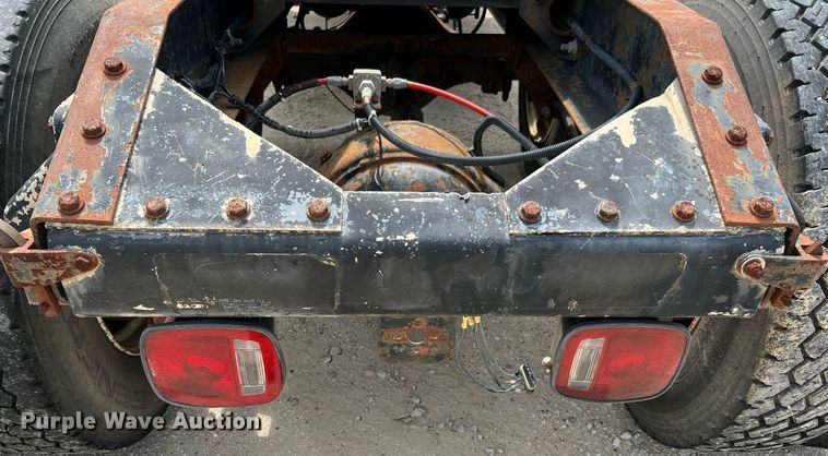 image for item DQ2097 1976 Peterbilt 359  semi truck