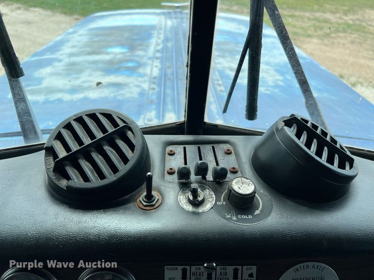 image for item DQ2097 1976 Peterbilt 359  semi truck