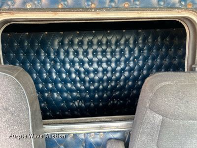 image for item DQ2097 1976 Peterbilt 359  semi truck