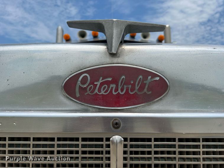 image for item DQ2097 1976 Peterbilt 359  semi truck
