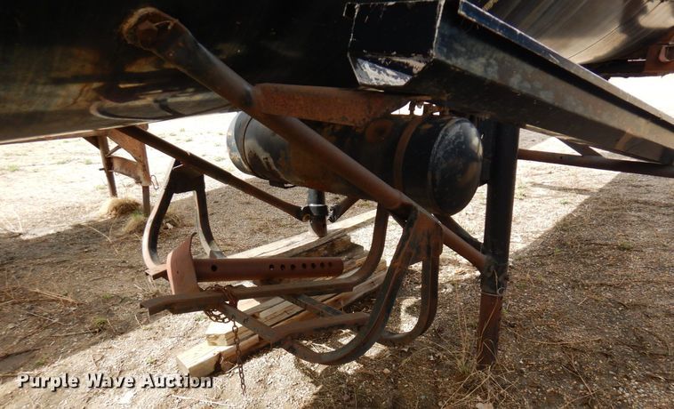 image for item DQ7316 1994 Etnyre T3176  tank trailer