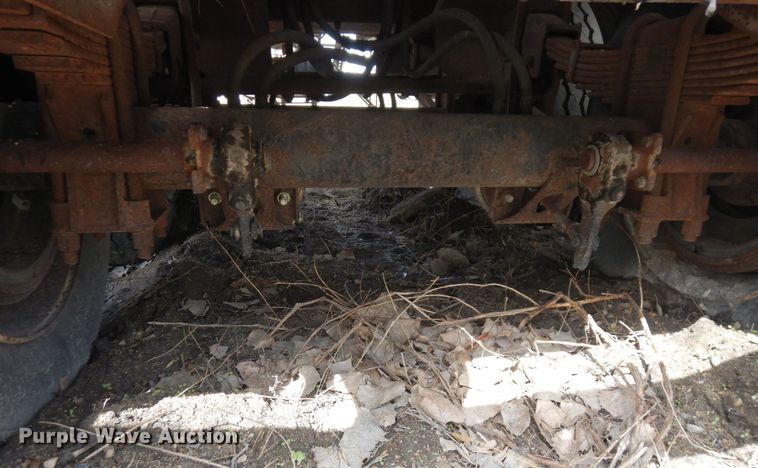 image for item DQ7316 1994 Etnyre T3176  tank trailer