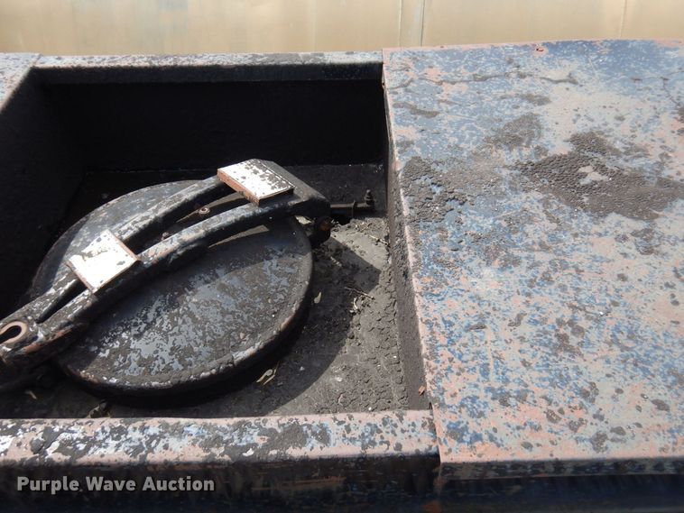 image for item DQ7316 1994 Etnyre T3176  tank trailer