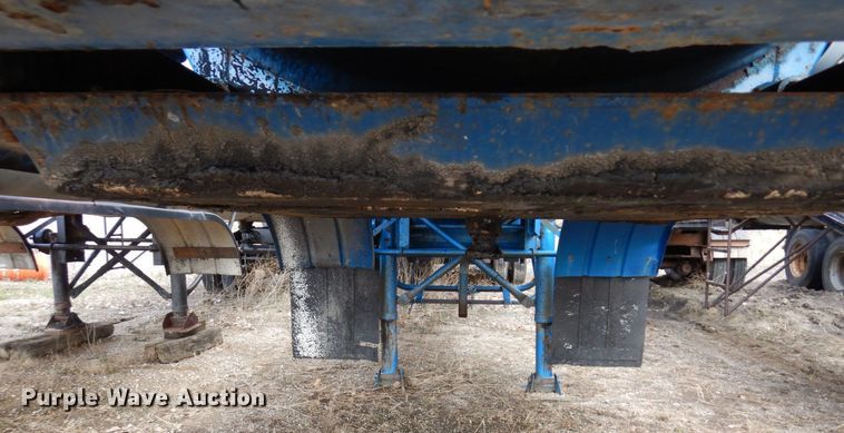 image for item DQ7317 1993 Etnyre  tank trailer