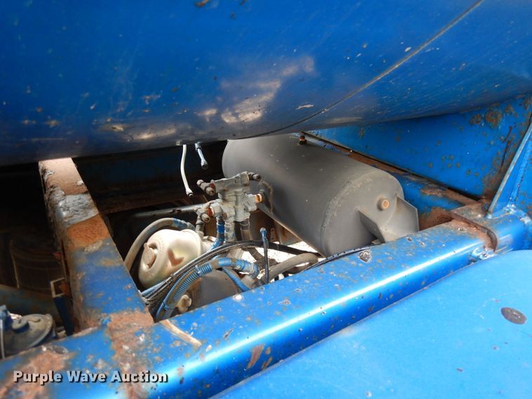 image for item DQ7317 1993 Etnyre  tank trailer