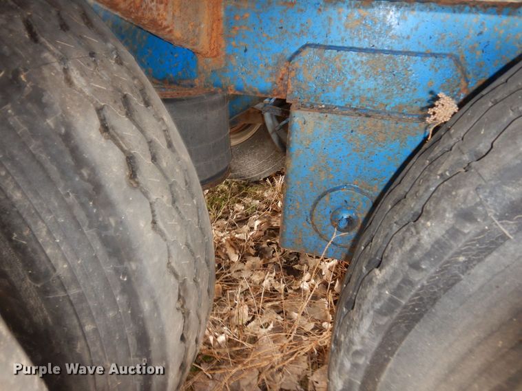 image for item DQ7317 1993 Etnyre  tank trailer