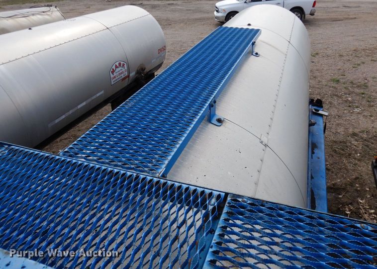 image for item DQ7317 1993 Etnyre  tank trailer