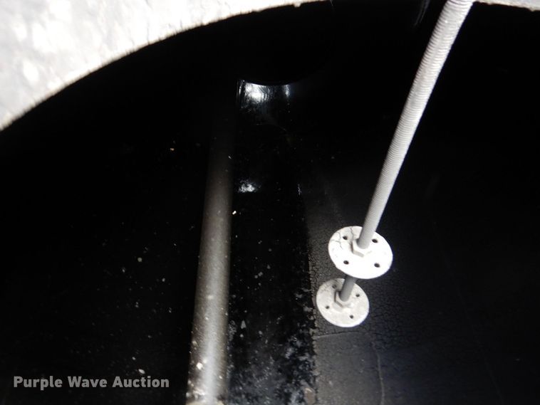 image for item DQ7317 1993 Etnyre  tank trailer