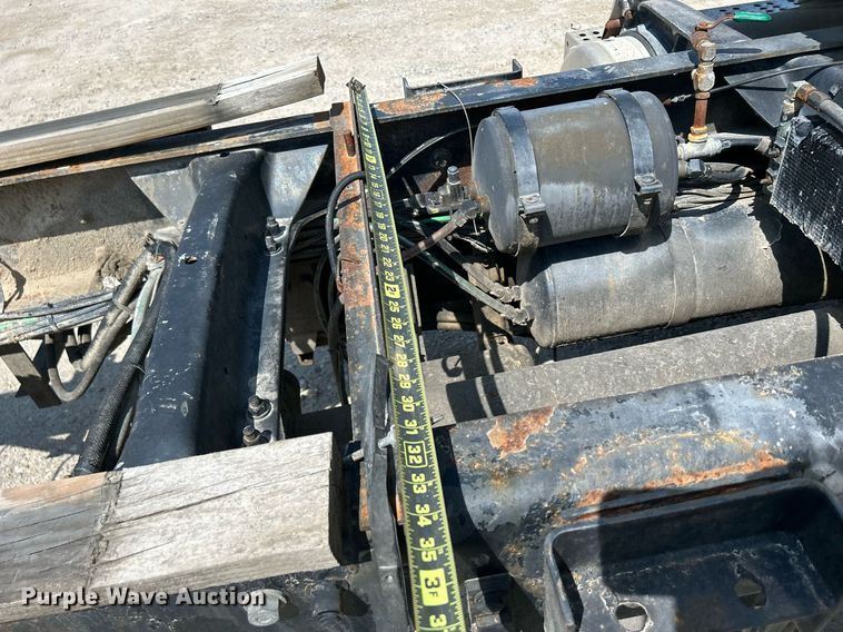 image for item DR4698 1990 Freightliner FLD  semi truck